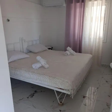 Apartament Kostandin